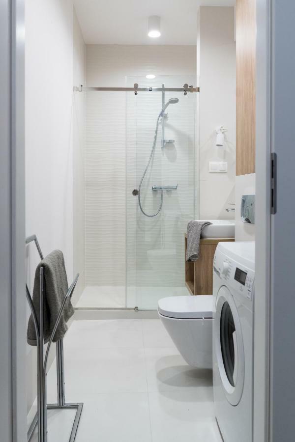 Old Town Grand Theatre Apartment 2 วอร์ซอ ภายนอก รูปภาพ